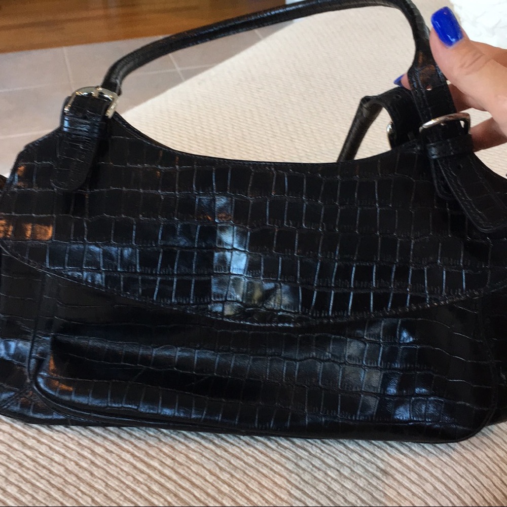 Maxx N.Y. black handbag - beautiful satin lining